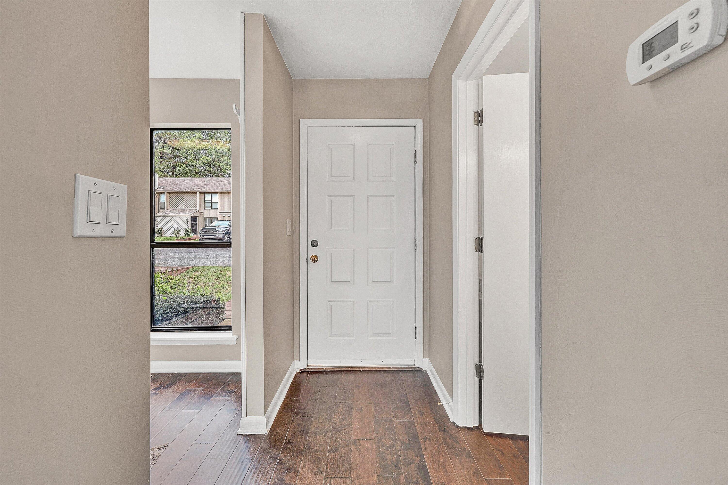 7313 Maple Court Southwest Roanoke, VA 24018 - Photo 5 of 38 an empty room with windows
