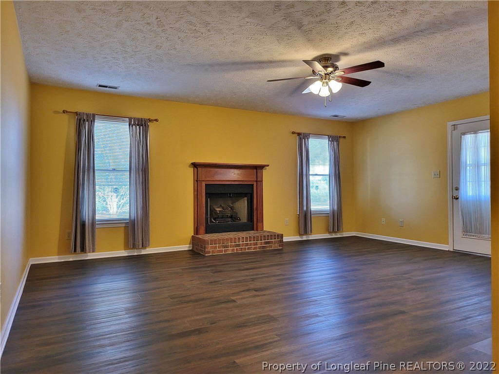 413 Old Farm Road Fayetteville, NC 28314 - Photo 5 of 34 Gallery Image 5