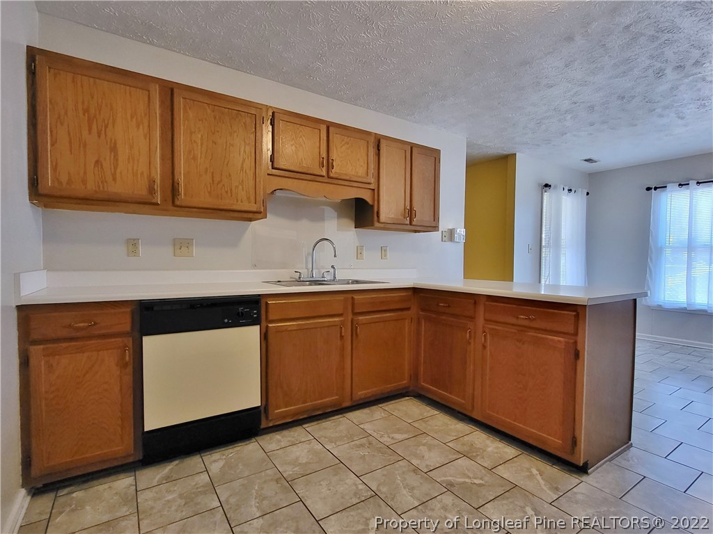 413 Old Farm Road Fayetteville, NC 28314 - Photo 10 of 34 Gallery Image 10