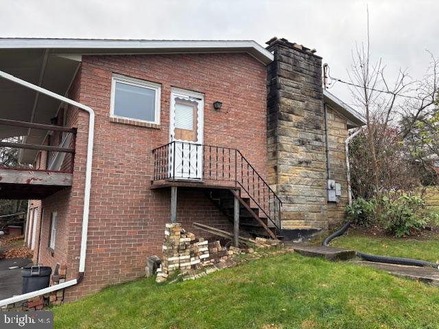 14804 Bell Street Southwest Cresaptown, MD 21502 - Photo 3 of 12 front view of a house with a yard