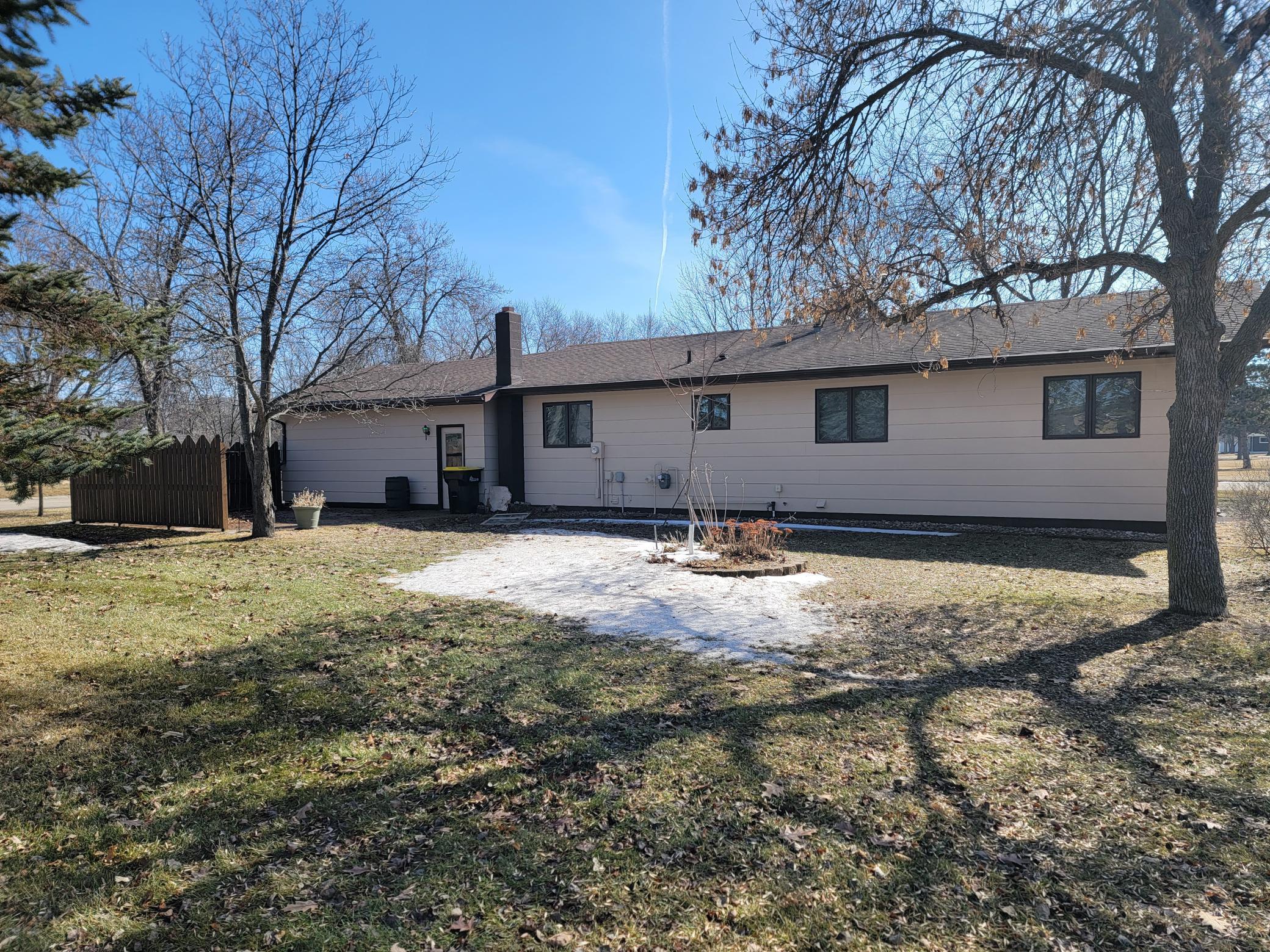 612 5th Avenue Southwest Perham, MN 56573 - Photo 4 of 24