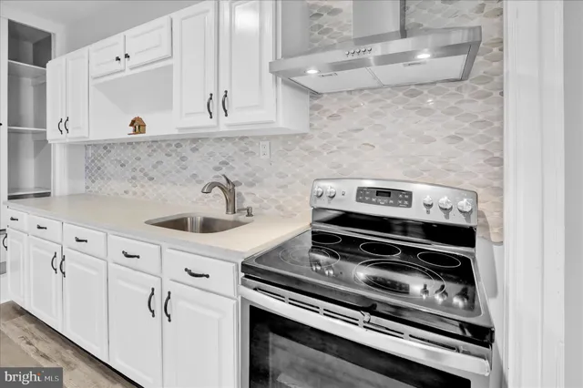 $242,500 | 430 North 12th Street, Reading, PA 19604