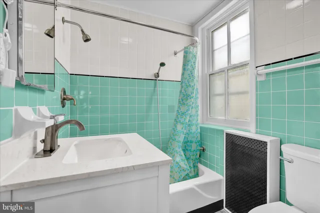 $242,500 | 430 North 12th Street, Reading, PA 19604