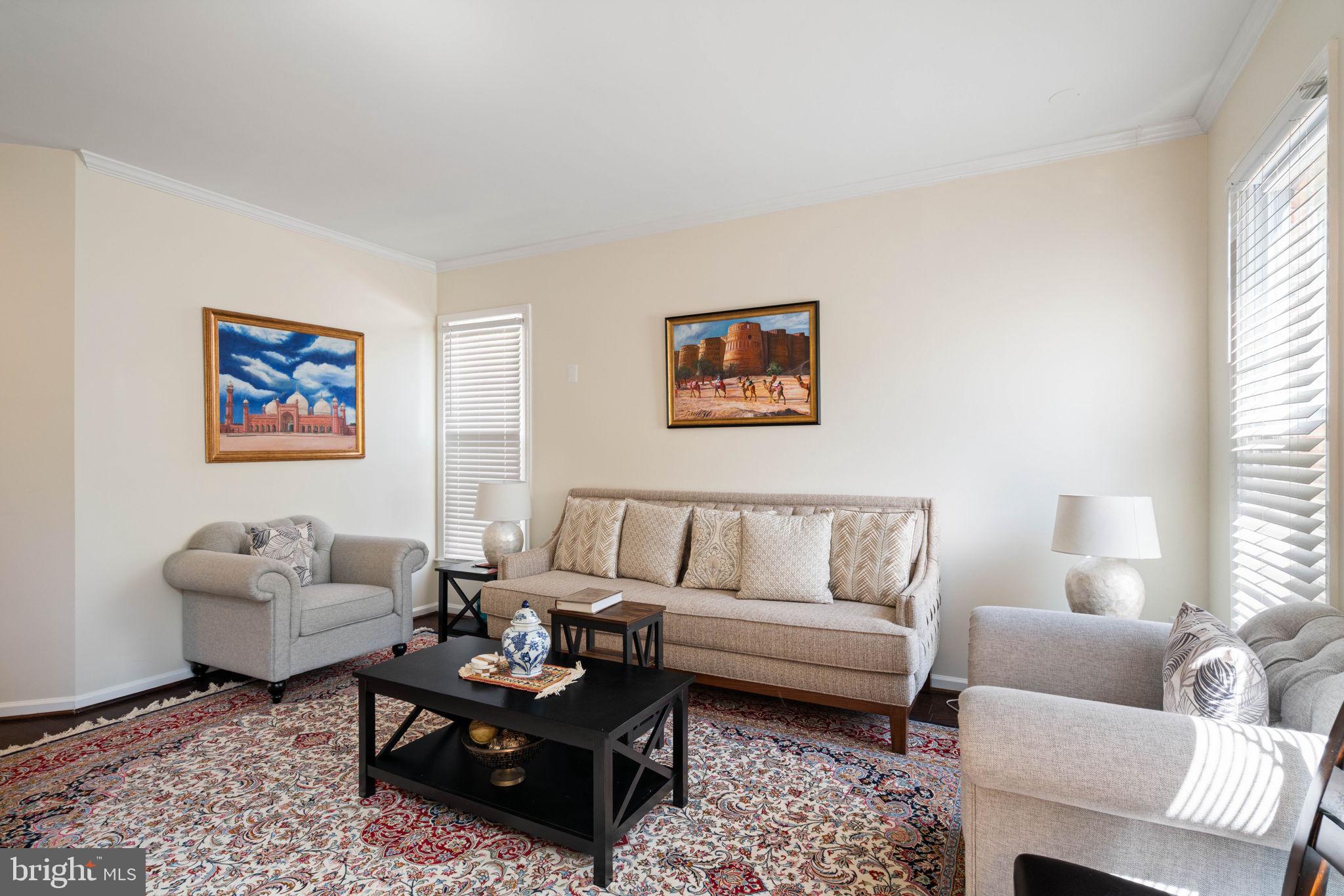 7616 Seabrook Lane Springfield, VA 22153 - Photo 22 of 35 Bright and inviting living space.
