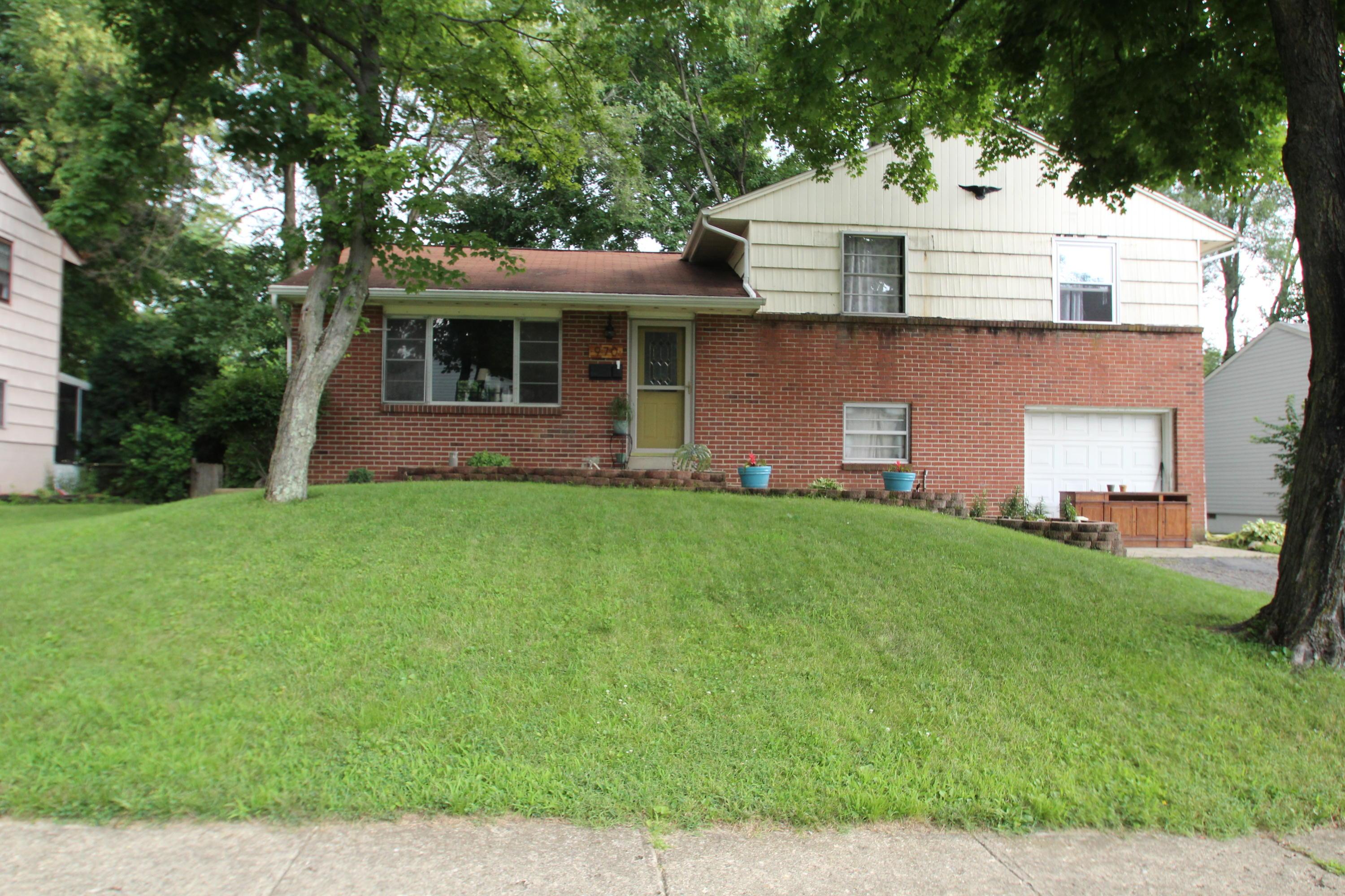 970 Bernard Road Columbus, OH 43221 - Photo 1 of 10 Gallery Image 1