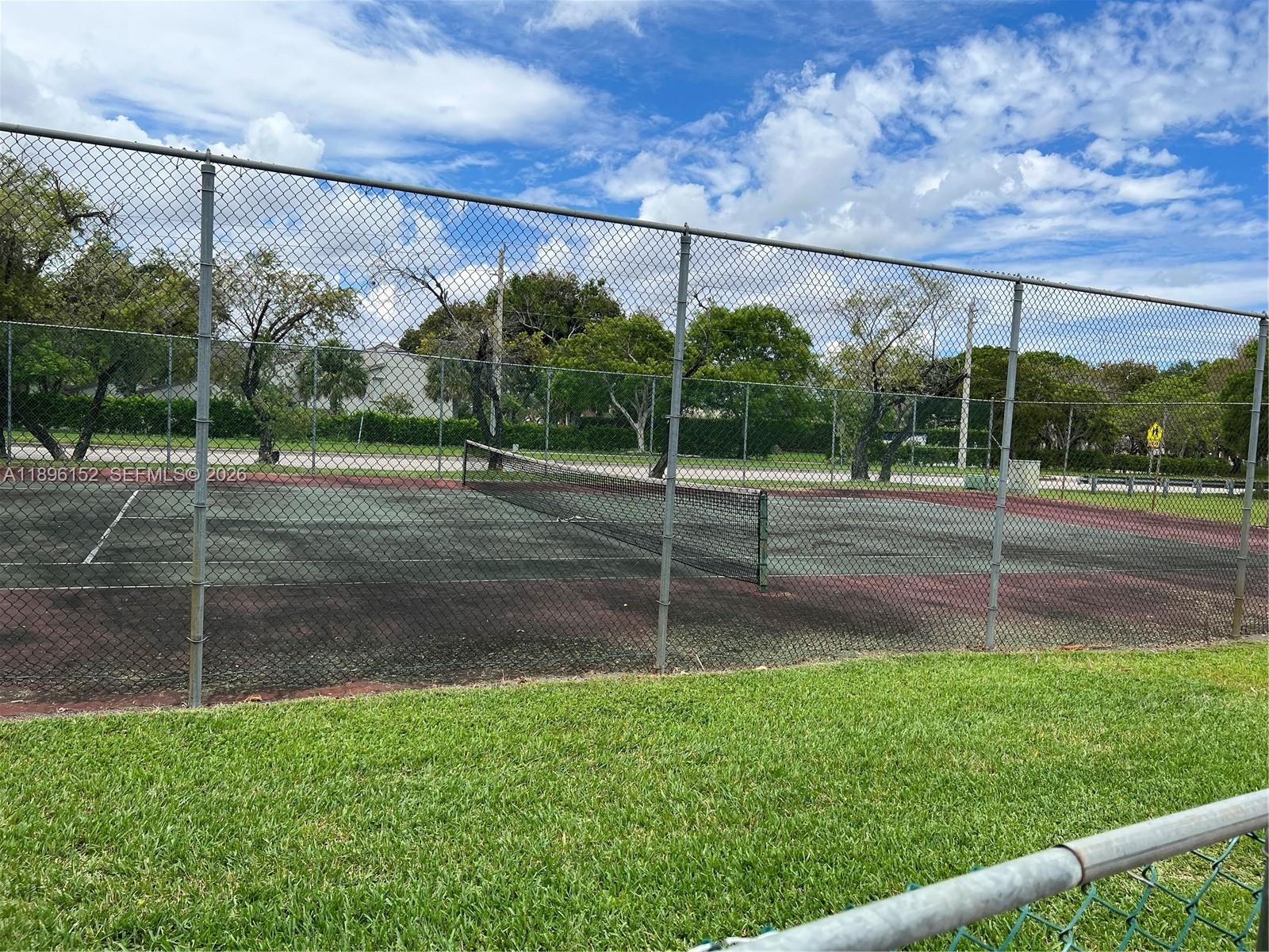 10855 Southwest 112th Avenue, Unit 215 Miami, FL 33176 - Photo 37 of 45 a view of a park
