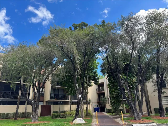 a view of an entryway door