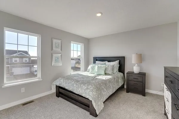 $645,640 | 899 Laurel Court, Chaska, MN 55318