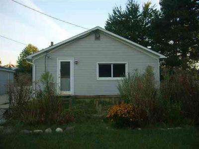 4501 Pinckney Road Howell, MI 48843 - Photo 4 of 10 20158983-3.JPG