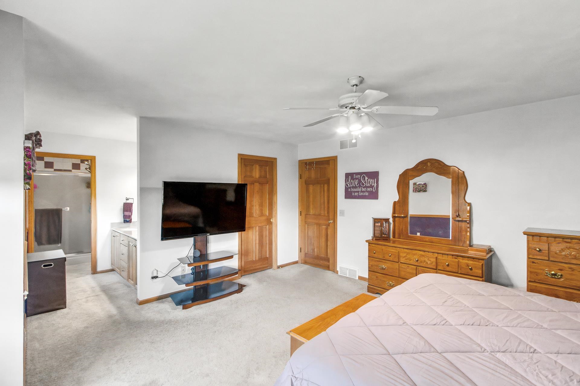 W14222 Selwood Road Prairie du Sac, WI 53578 - Photo 37 of 75