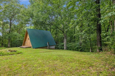 $229,900 | 111 Mud Hill Road, Dover, TN 37058