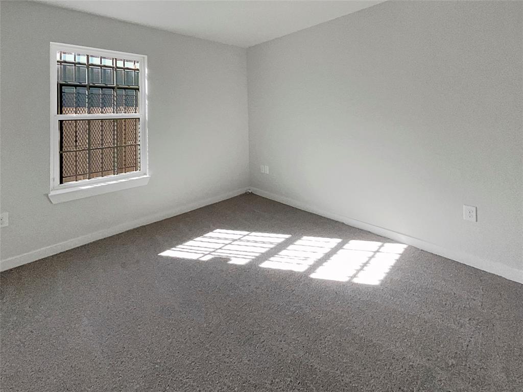 4640 Corregidor Street Dallas, TX 75216 - Photo 13 of 20