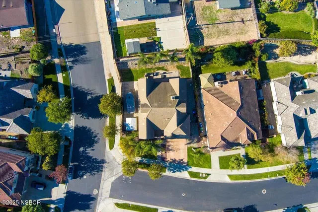 front view of light house