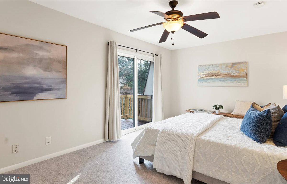 1631 Valencia Way Reston, VA 20190 - Photo 16 of 42 Primary bedroom