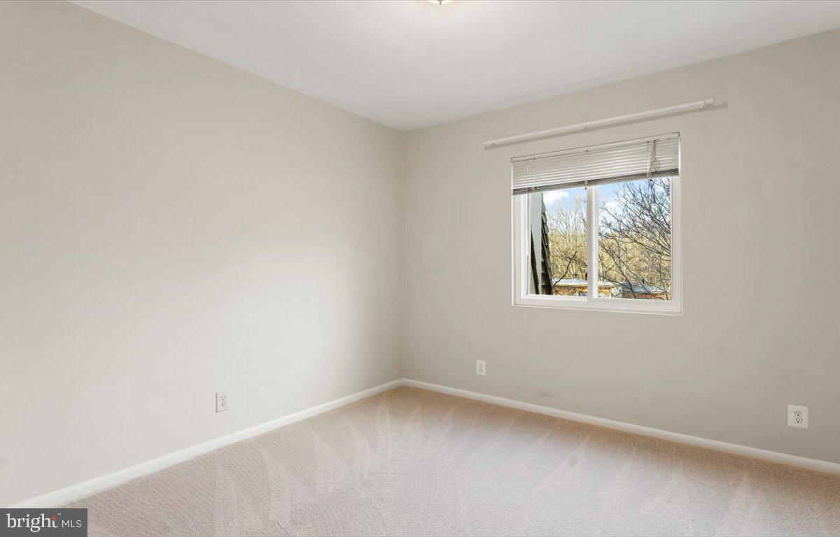 1631 Valencia Way Reston, VA 20190 - Photo 19 of 42 Bedroom 2
