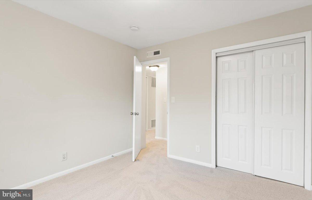 1631 Valencia Way Reston, VA 20190 - Photo 20 of 42 Freshly painted!