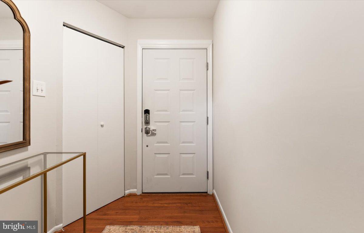 1631 Valencia Way Reston, VA 20190 - Photo 32 of 42 Front door and entry way