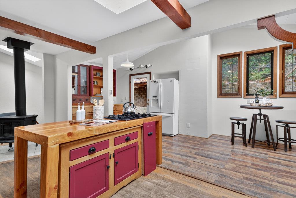 530 Flume Road Aptos, CA 95003 - Photo 15 of 71 Gallery Image 15