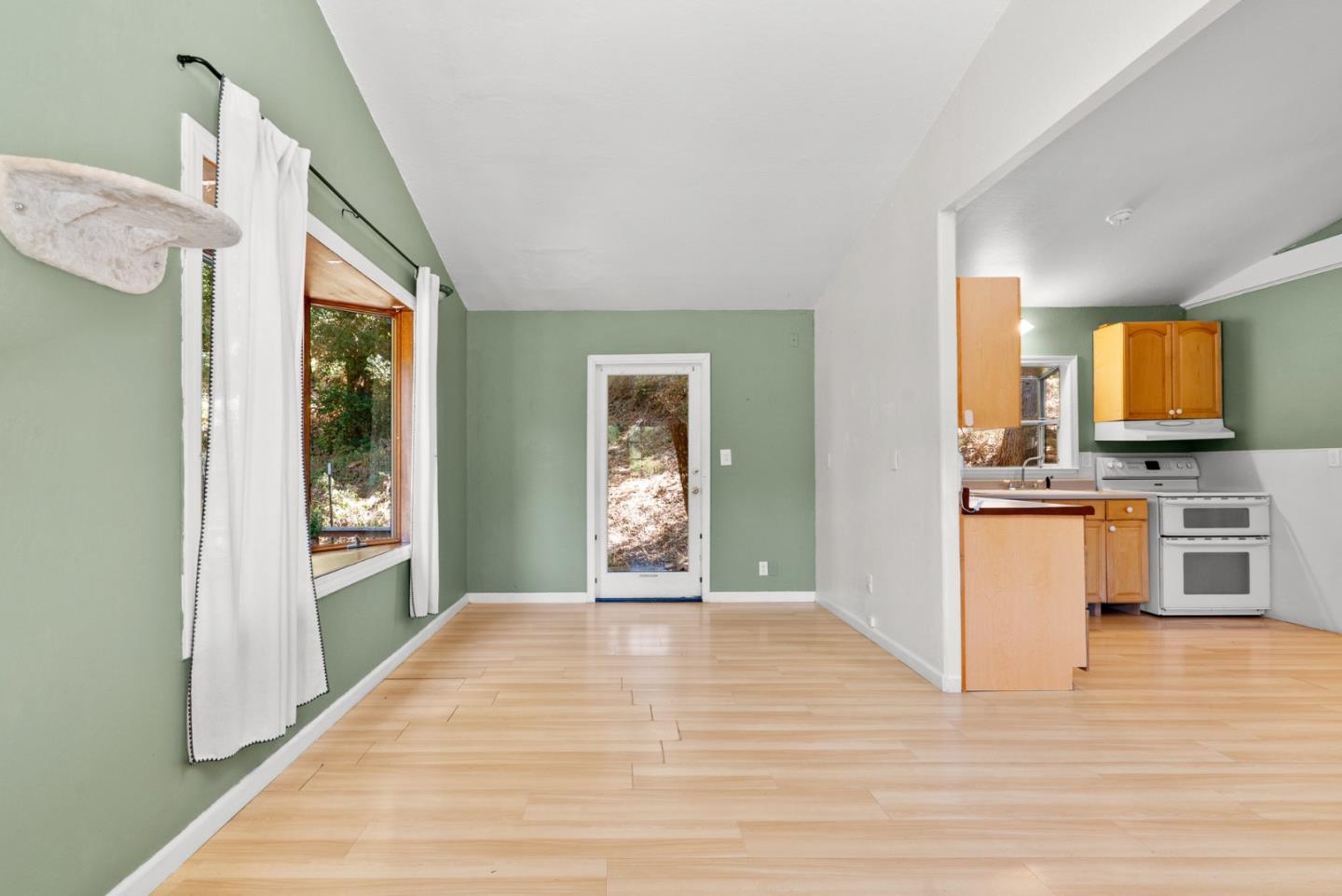 530 Flume Road Aptos, CA 95003 - Photo 41 of 71 Gallery Image 41