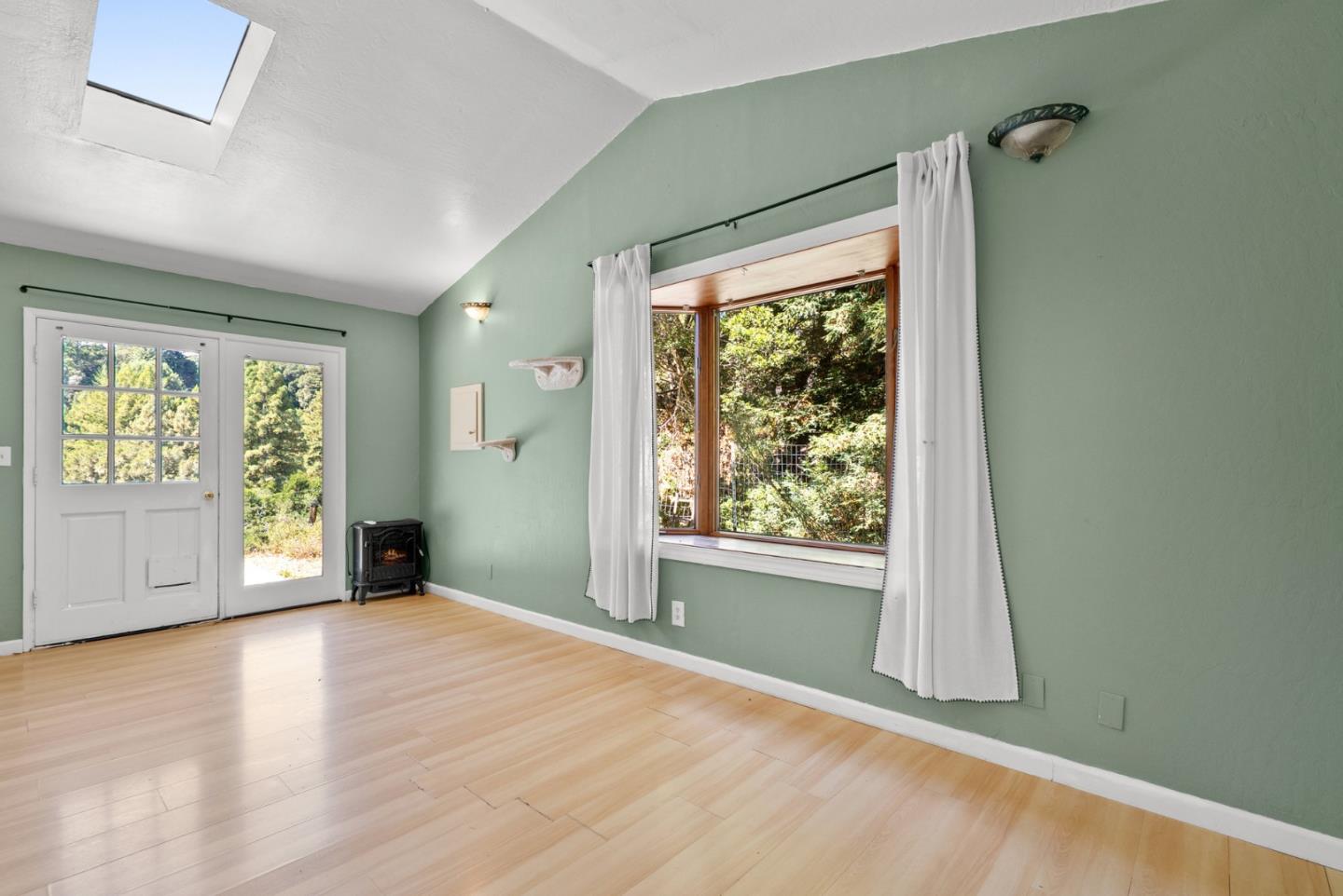 530 Flume Road Aptos, CA 95003 - Photo 43 of 71 Gallery Image 43