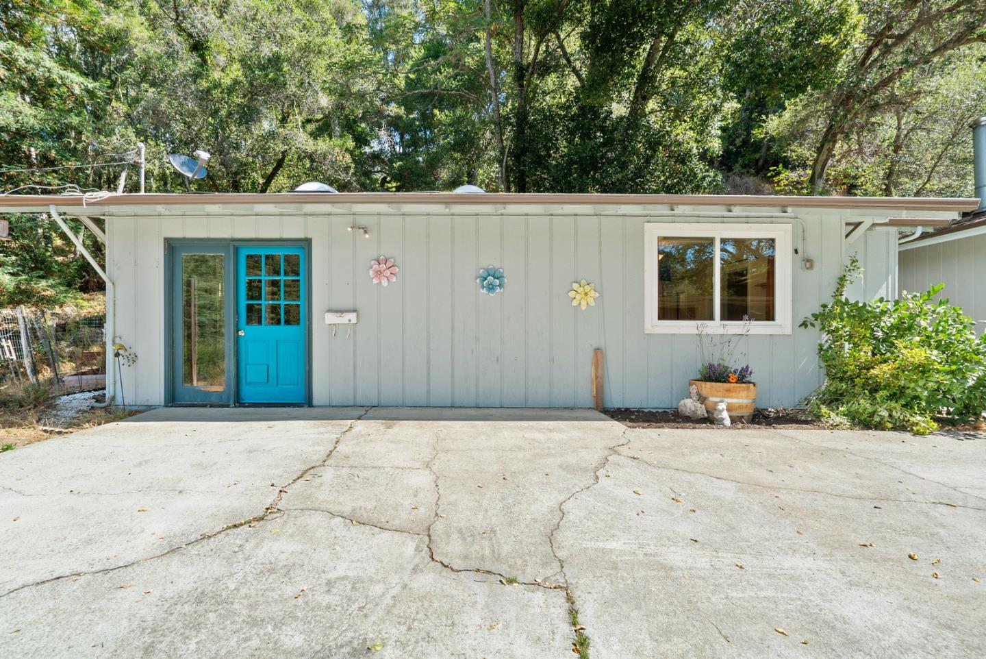 530 Flume Road Aptos, CA 95003 - Photo 51 of 71 Gallery Image 51