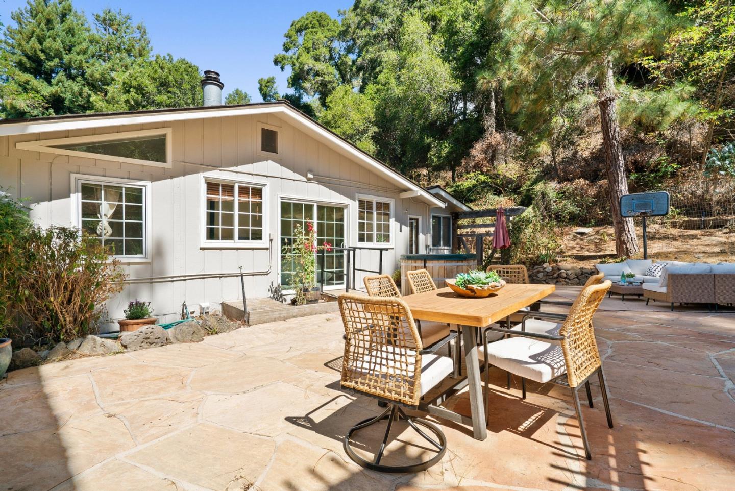 530 Flume Road Aptos, CA 95003 - Photo 54 of 71 Gallery Image 54