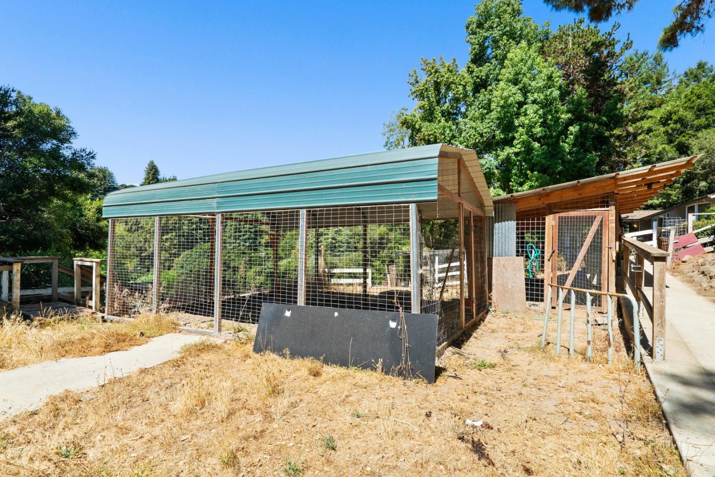 530 Flume Road Aptos, CA 95003 - Photo 56 of 71 Gallery Image 56