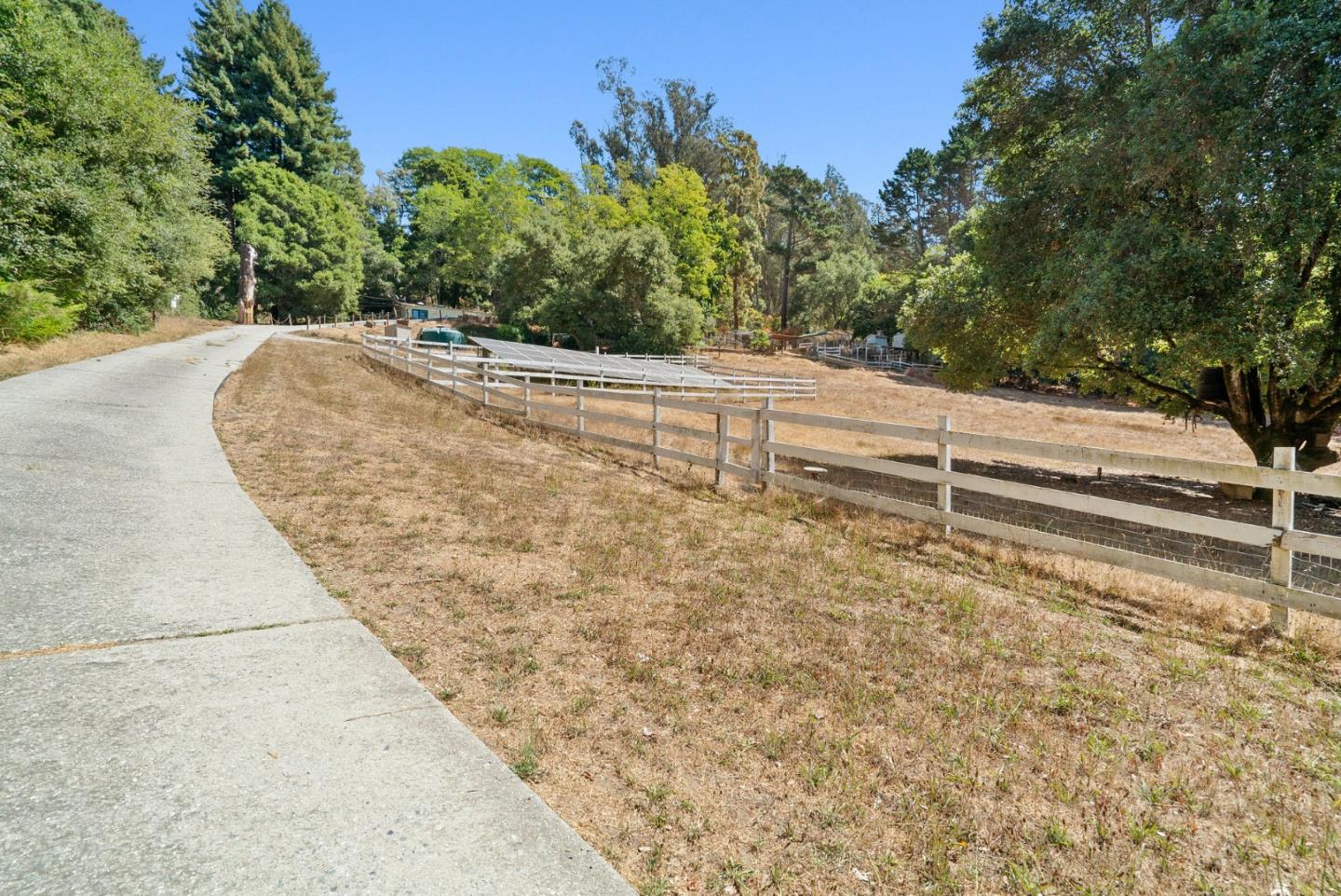 530 Flume Road Aptos, CA 95003 - Photo 58 of 71 Gallery Image 58