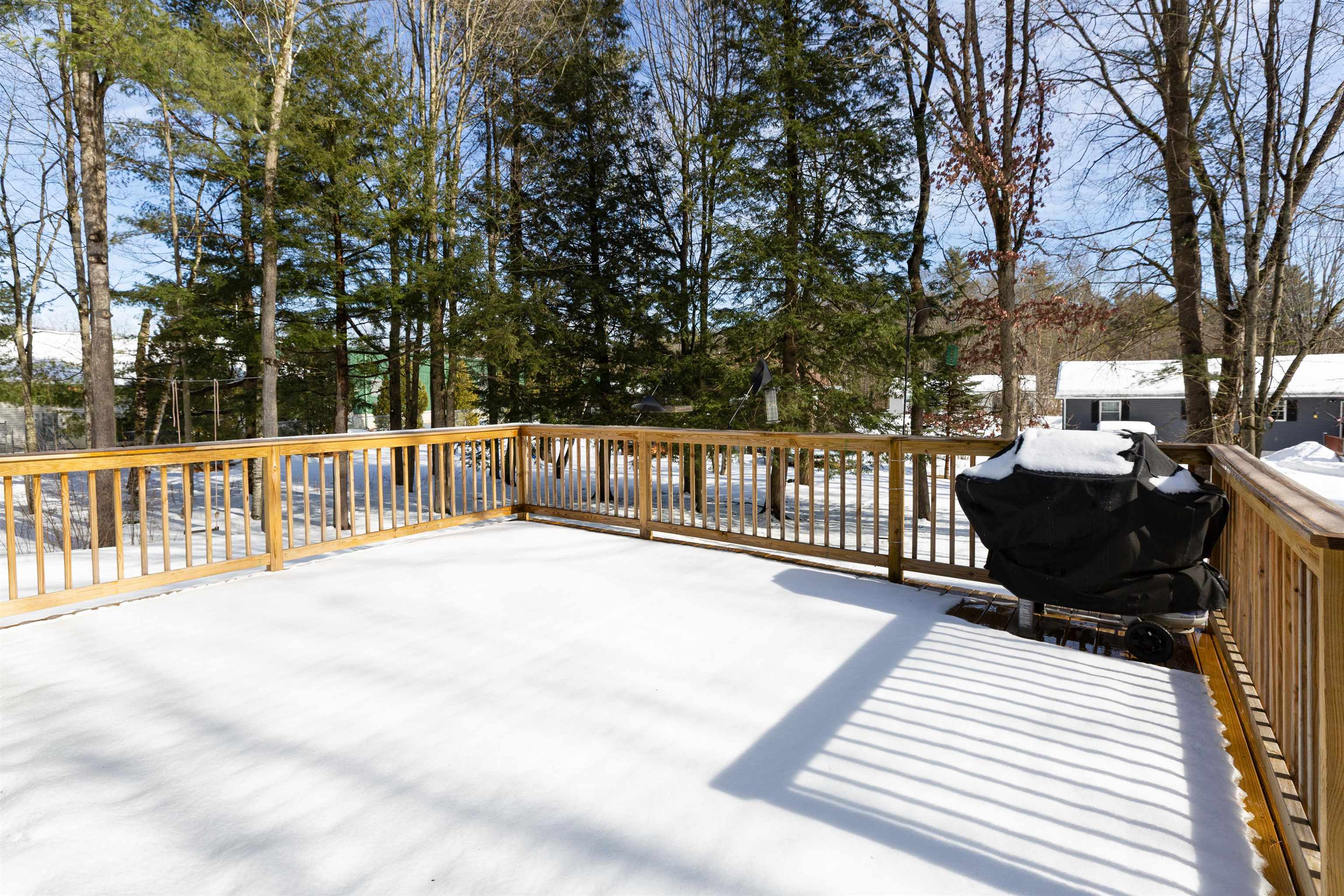 117 Airport Road Hartford, VT 05001 - Photo 16 of 24