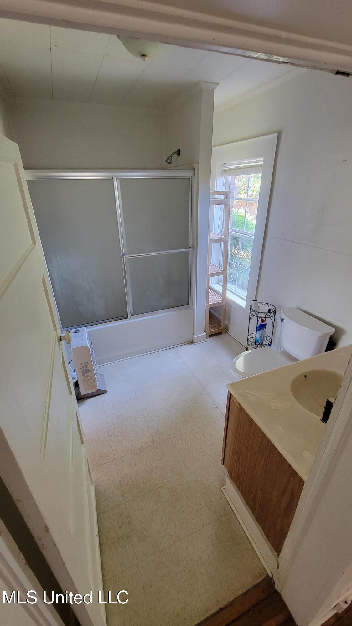 3084 Tom Collins Road Utica, MS 39175 - Photo 91 of 93 50-3114 bathroom