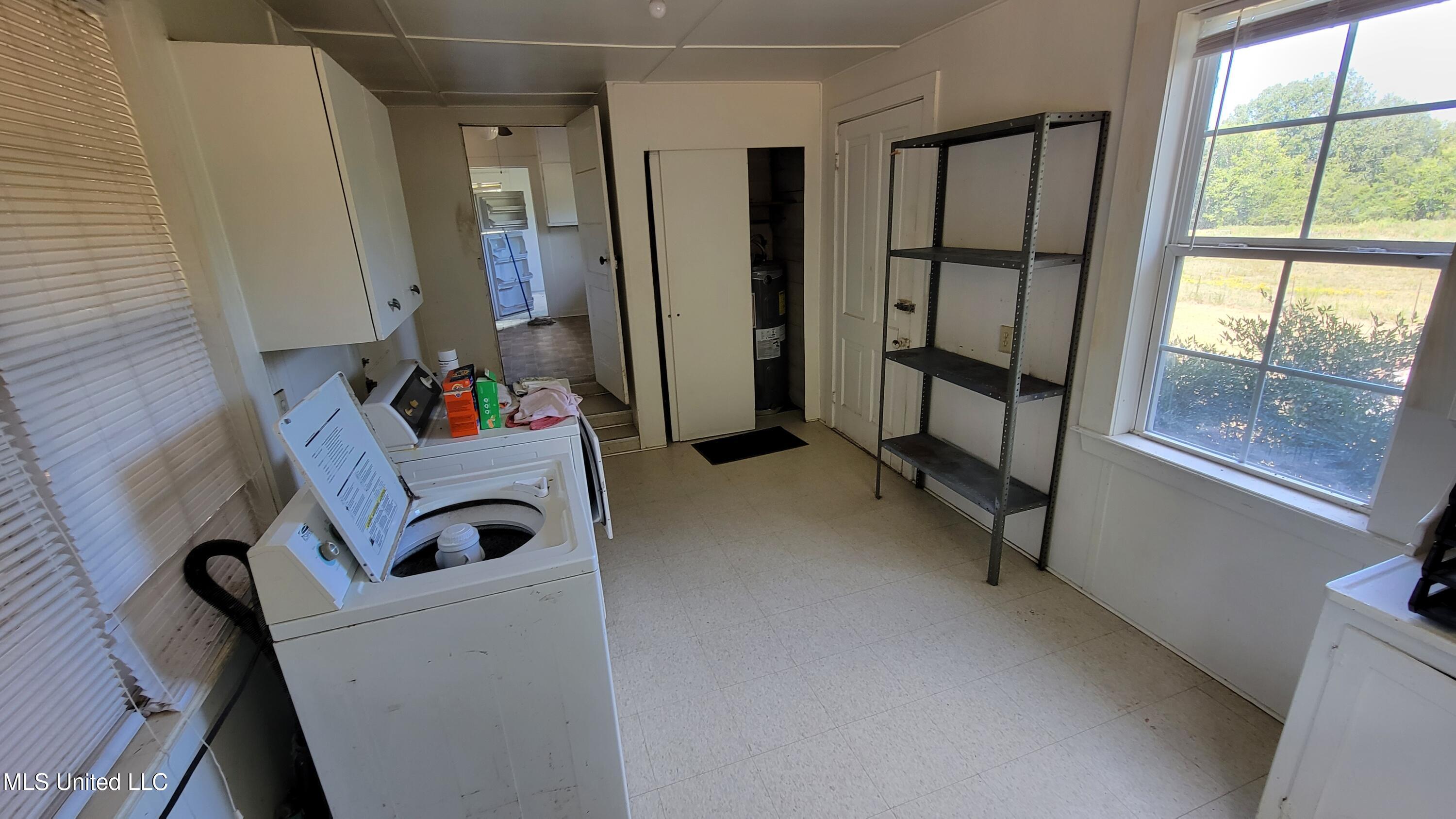 3084 Tom Collins Road Utica, MS 39175 - Photo 93 of 93 52-3114 utility room2
