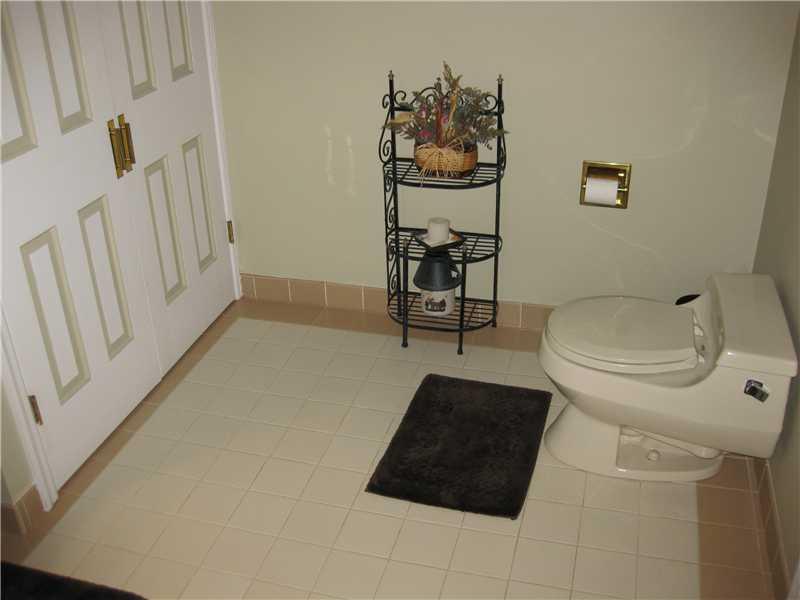 116 McBride Road Canonsburg, PA 15317 - Photo 24 of 25 Full Bath.