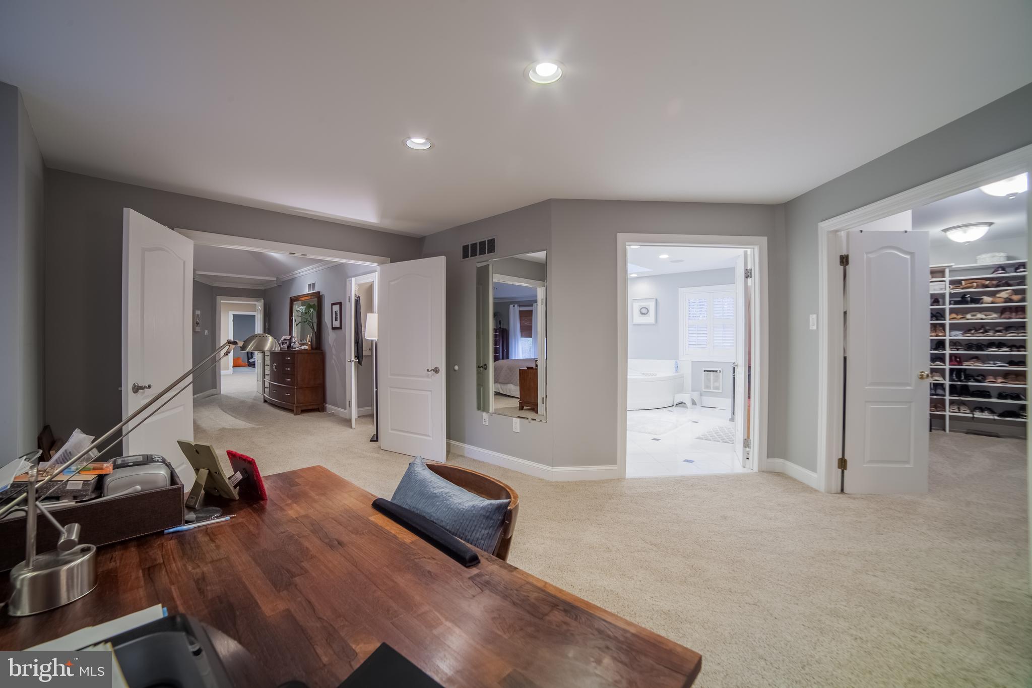 533 North Spring Mill Road Villanova, PA 19085 - Photo 32 of 40 Masted Broom - Sitting/Dressing Area