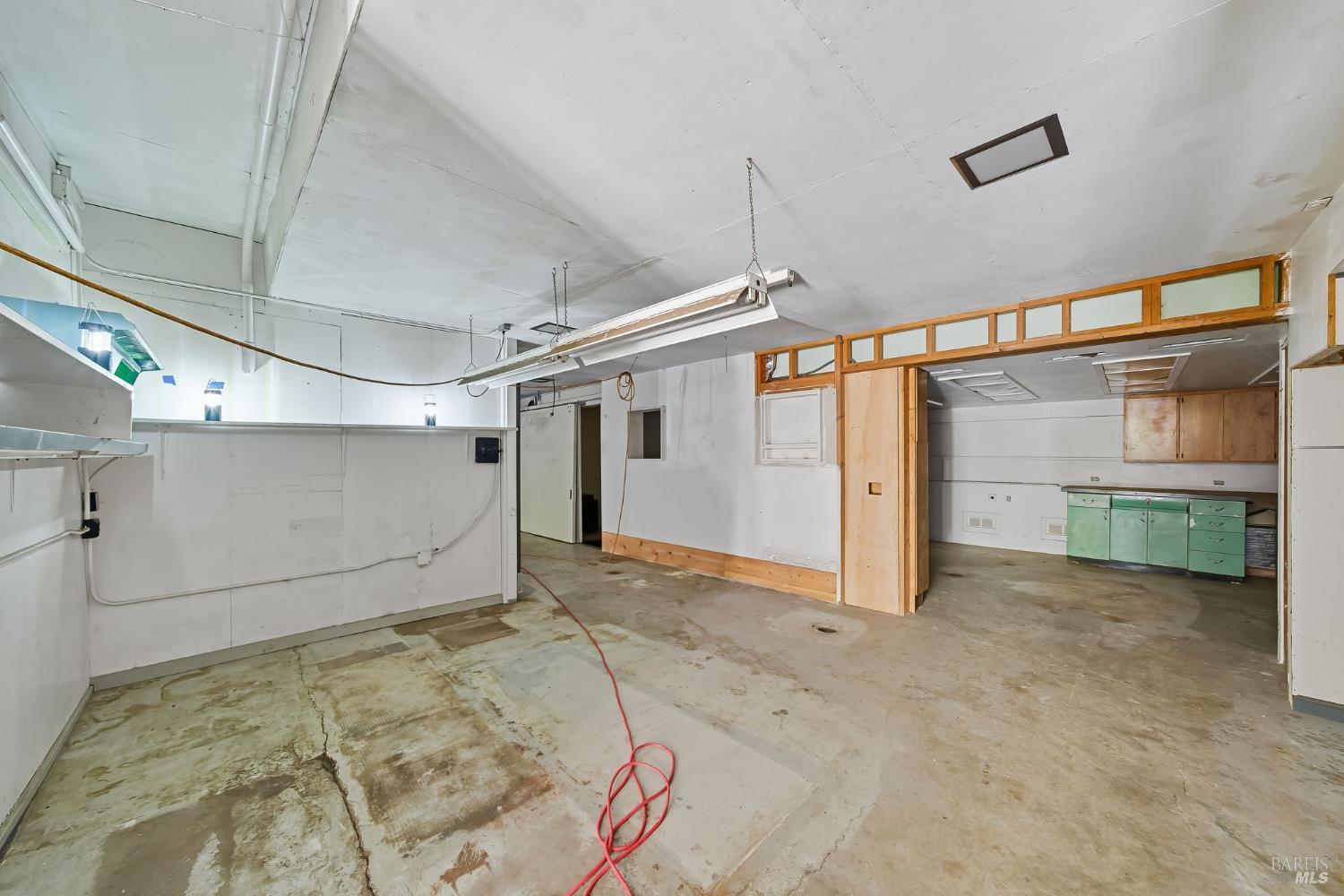 226 Bayview Street San Rafael, CA 94901 - Photo 29 of 57 a view of a garage