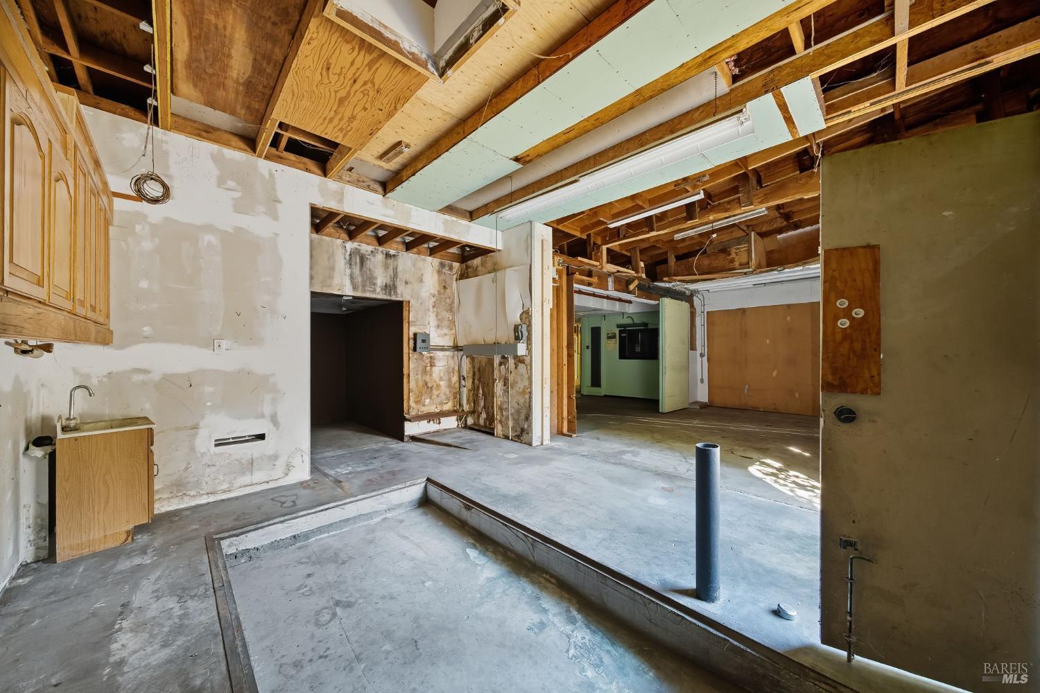 226 Bayview Street San Rafael, CA 94901 - Photo 41 of 57 a view of an entryway of the house