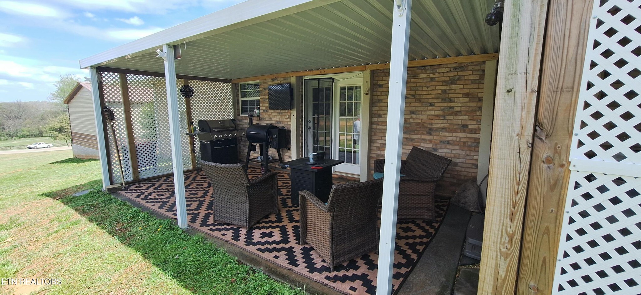 6199 Sinking Creek Road Greenback, TN 37742 - Photo 12 of 33 Gallery Image 12
