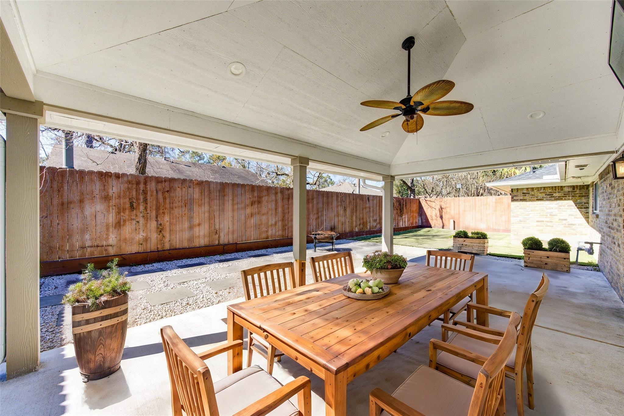 29115 Raestone Street Spring, TX 77386 - Photo 4 of 40 a view of a dining room with furniture window and outside view