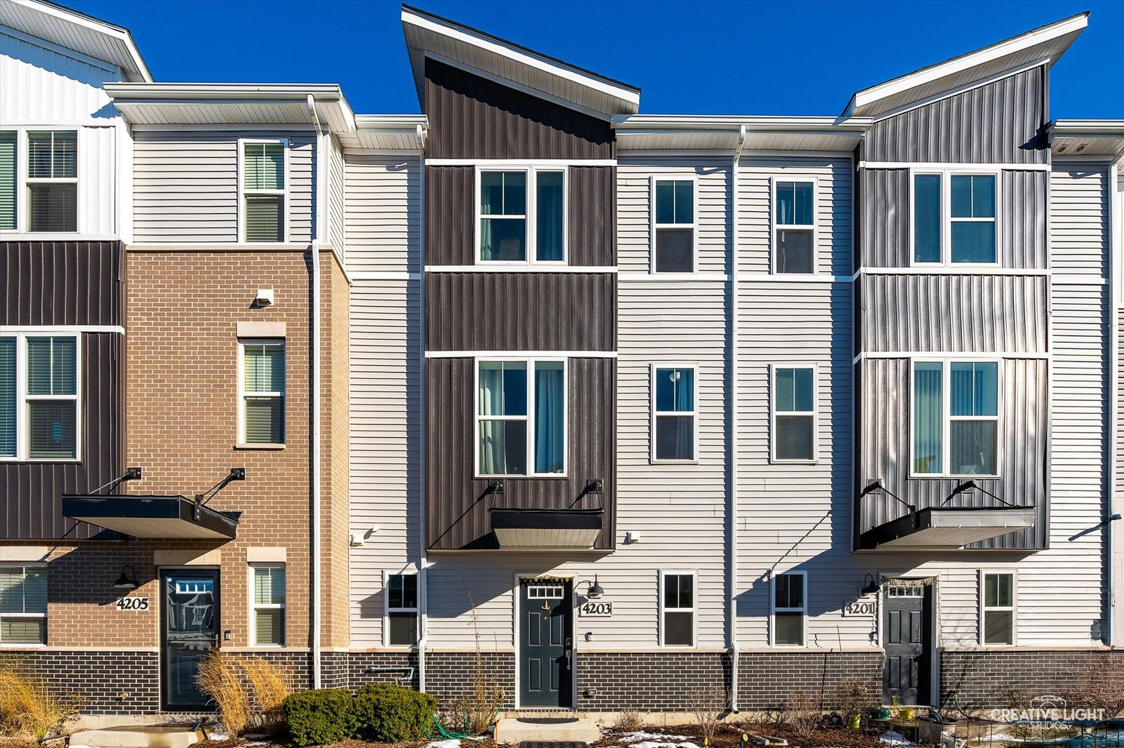 4203 Calder Lane, Unit 4203 Aurora, IL 60504 - Photo 1 of 17