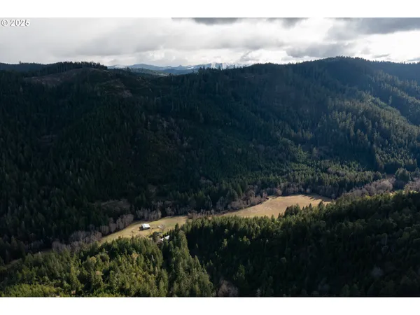 $599,900 | 467 Slide Creek Road, Myrtle Creek, OR 97457