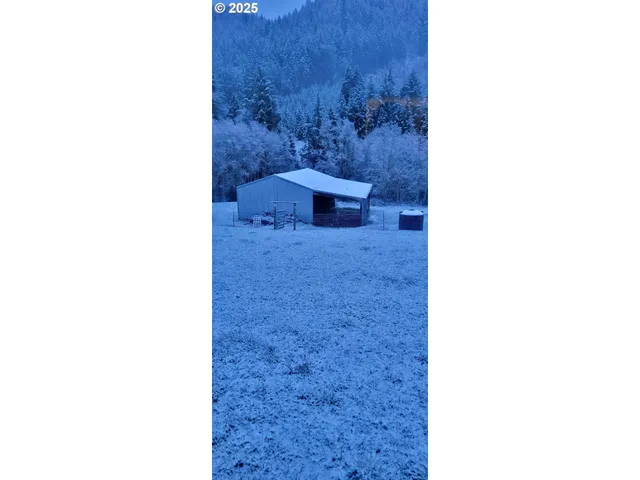 $629,900 | 467 Slide Creek Road, Myrtle Creek, OR 97457