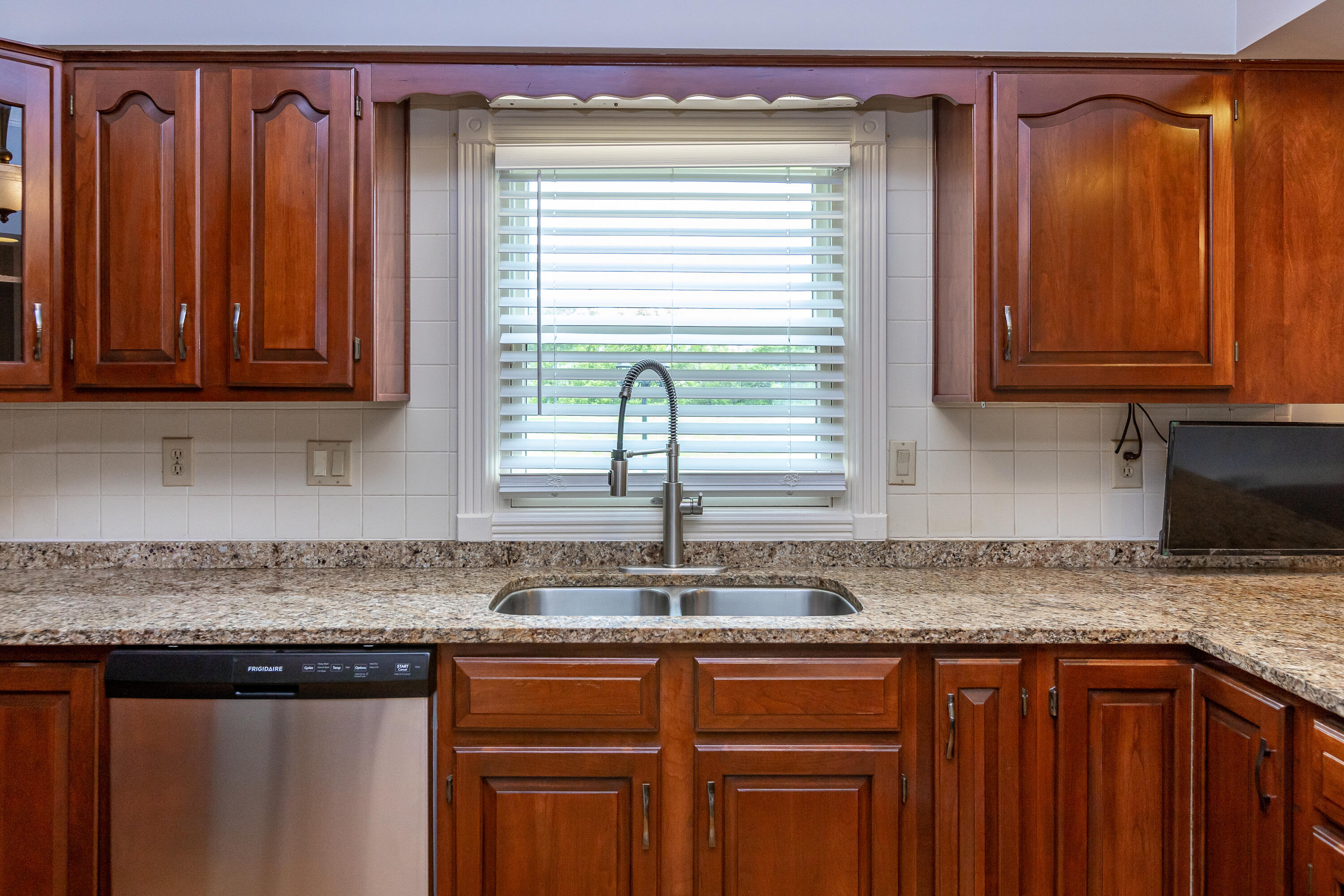 1149 Tanbark Road Lexington, KY 40515 - Photo 14 of 63 3