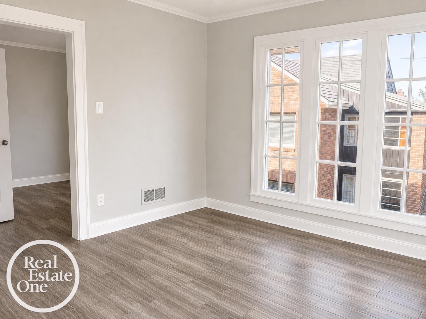 636 Neff Road Grosse Pointe, MI 48230 - Photo 14 of 17