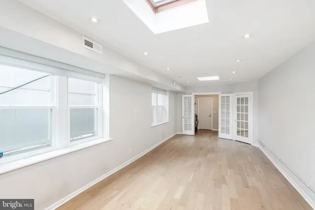 $925,000 | 2314 South Street, Philadelphia, PA 19146