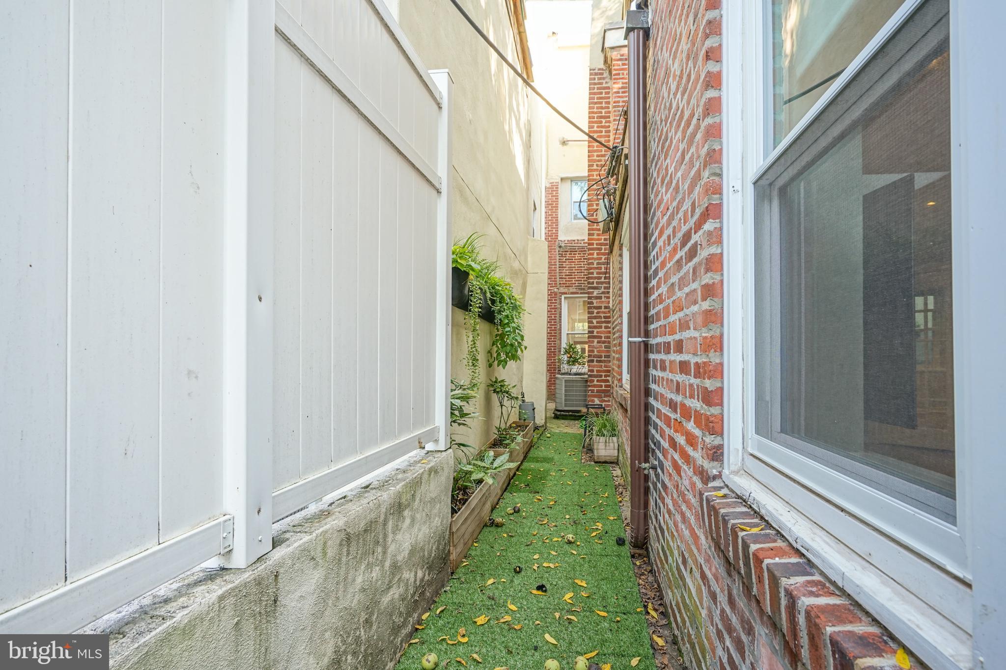 2314 South Street Philadelphia, PA 19146 - Photo 79 of 83