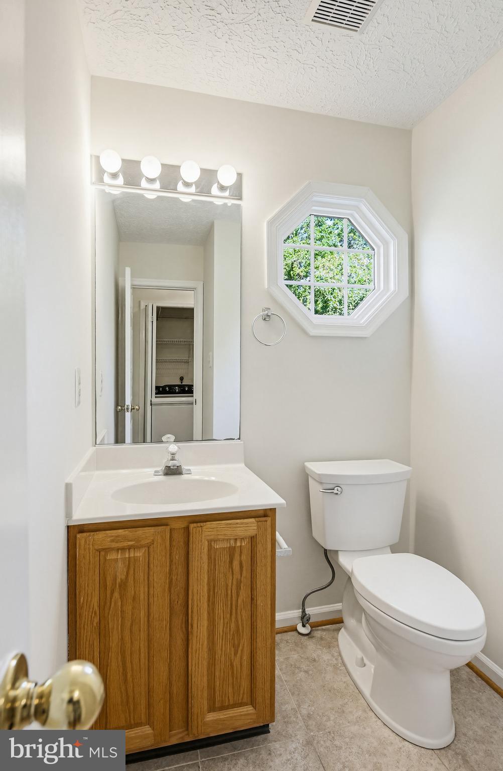 8266 Spring Branch Court Laurel, MD 20723 - Photo 28 of 73 Powder room
