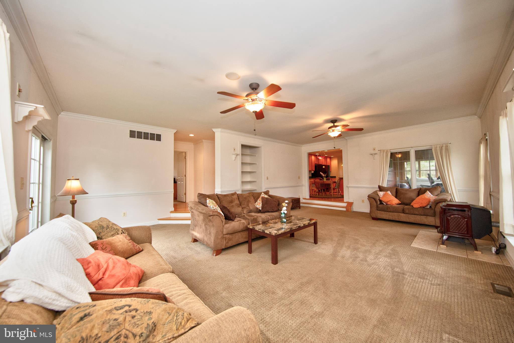 5049 Fawn Grove Road Pylesville, MD 21132 - Photo 15 of 44 Living Room