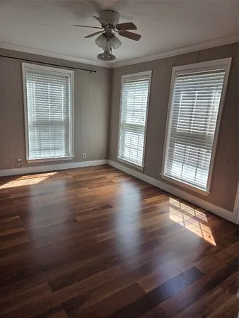 $250,000 | 417 West Lewis Street, Conroe, TX 77301