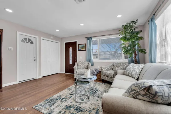 $350,000 | 115 San Carlos Street, Toms River, NJ 08757