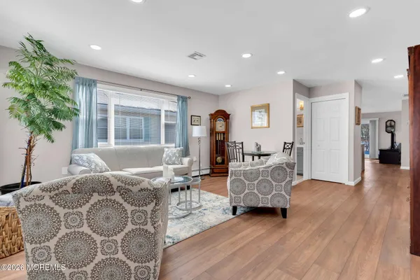 $350,000 | 115 San Carlos Street, Toms River, NJ 08757
