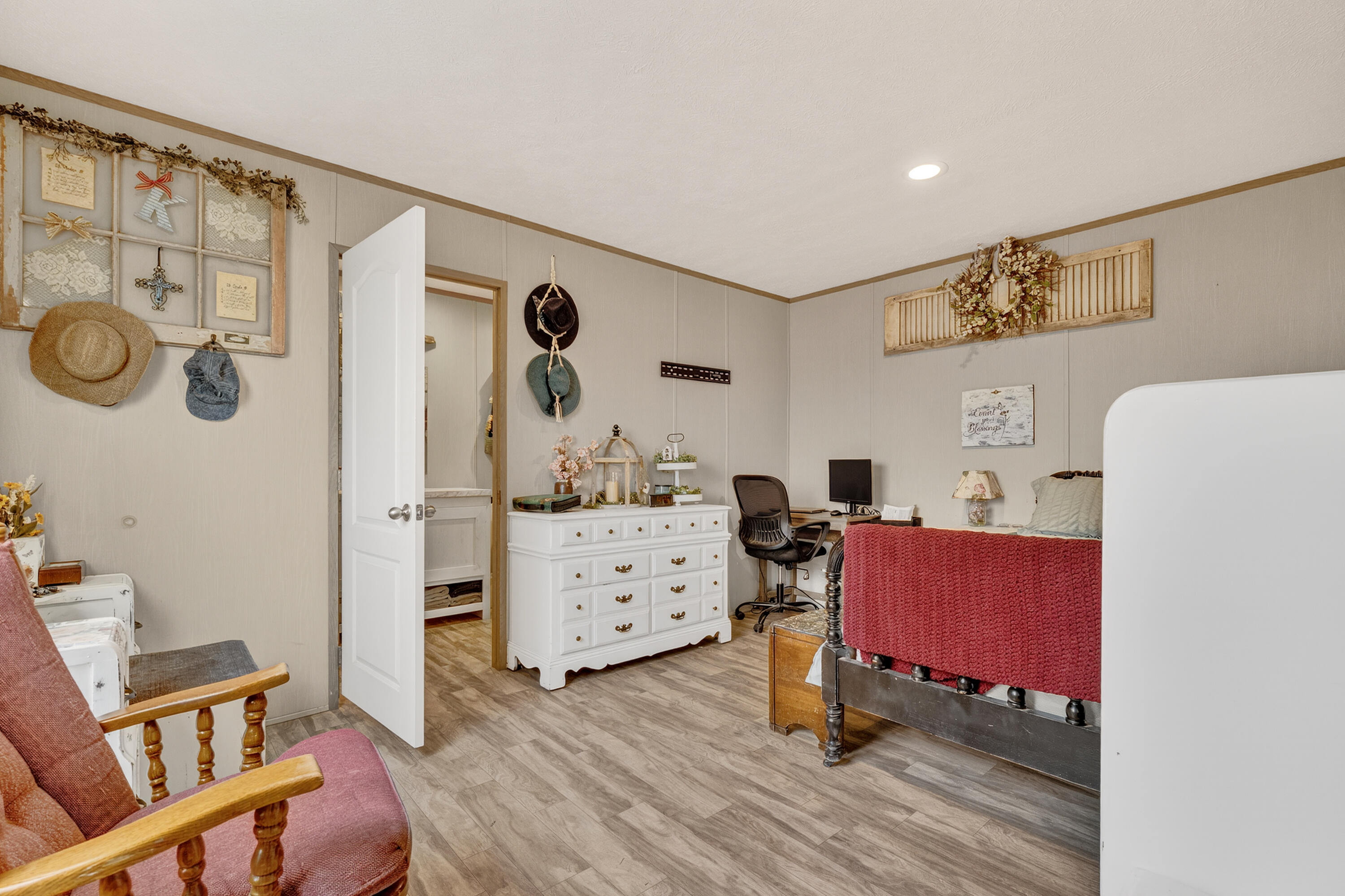 3142 Sparrow Road Lubbock, TX 79407 - Photo 9 of 22 DSC07874